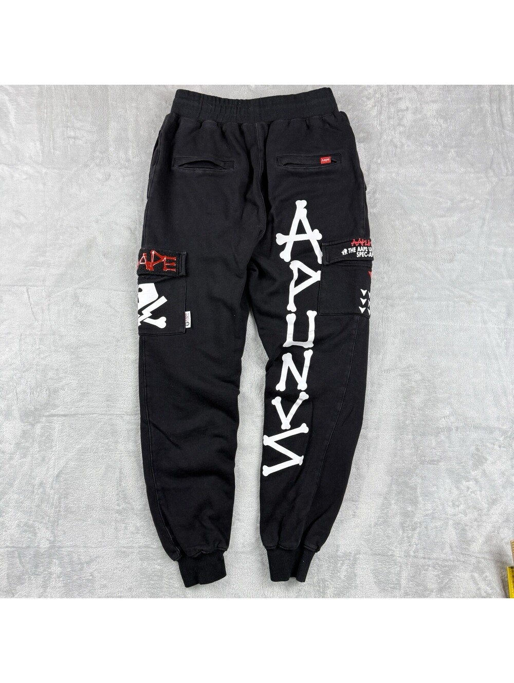 Aape Black Cargo Sweatpants Graphic Logo Joggers AsianXL Streetwear Japan Fleece